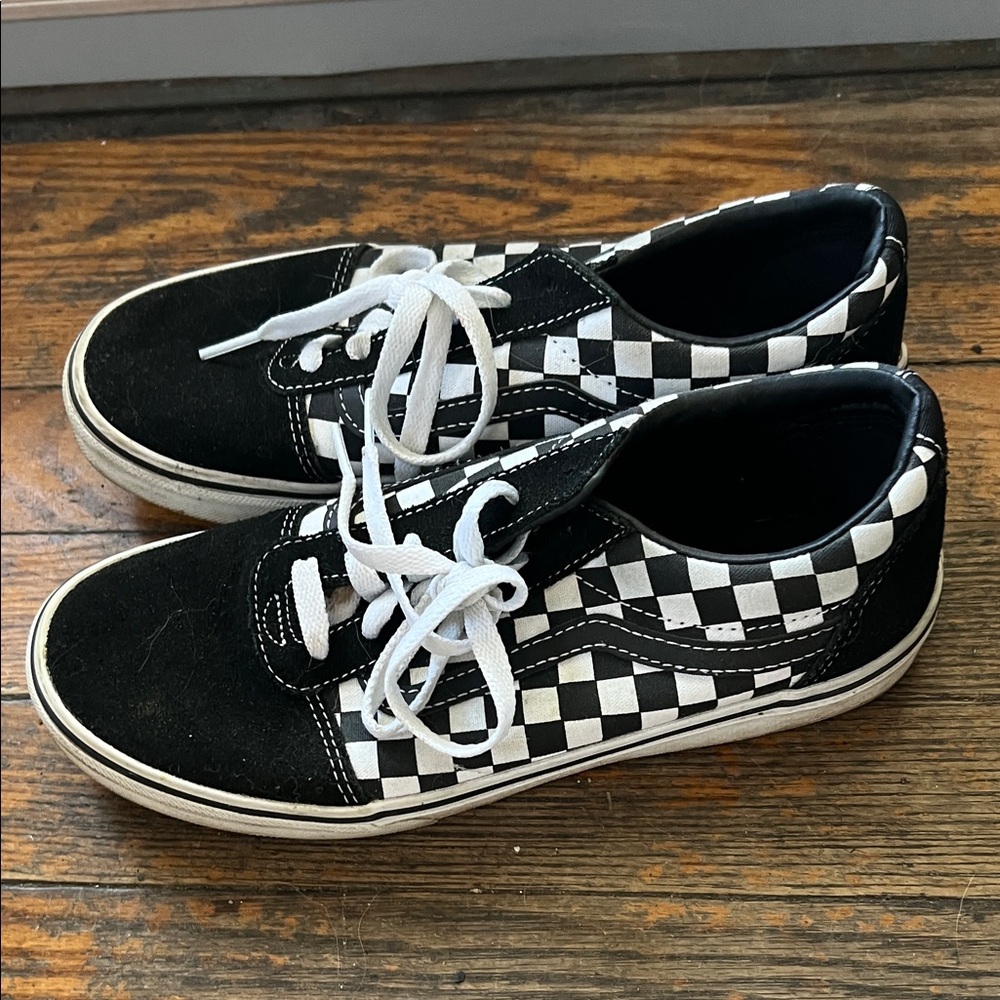 Black and White Checkered Van youth Sneakers